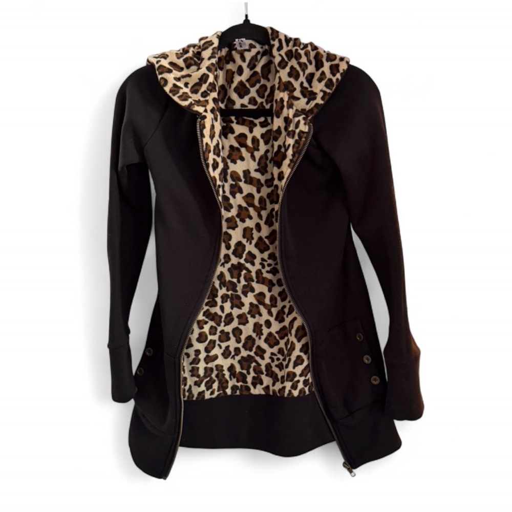 5/$15 - Kulun Women’s Black Zip Jacket - Picture 2 of 5